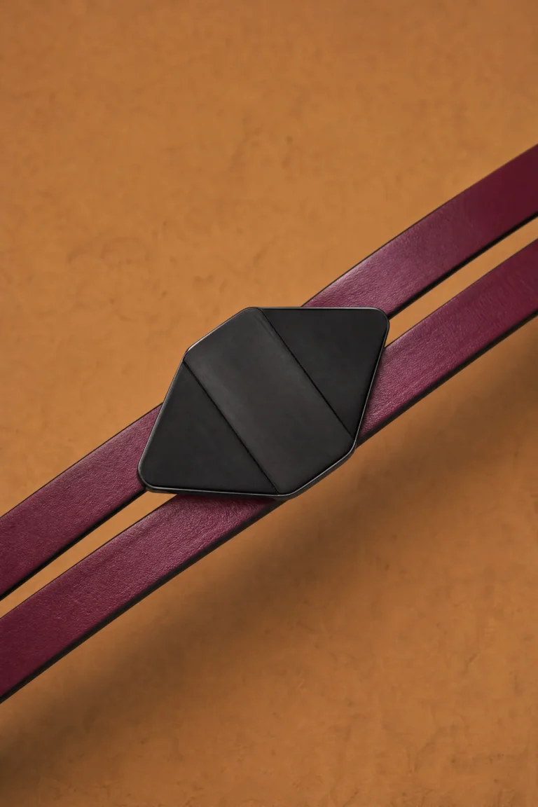 Nightline Double Belt design detail