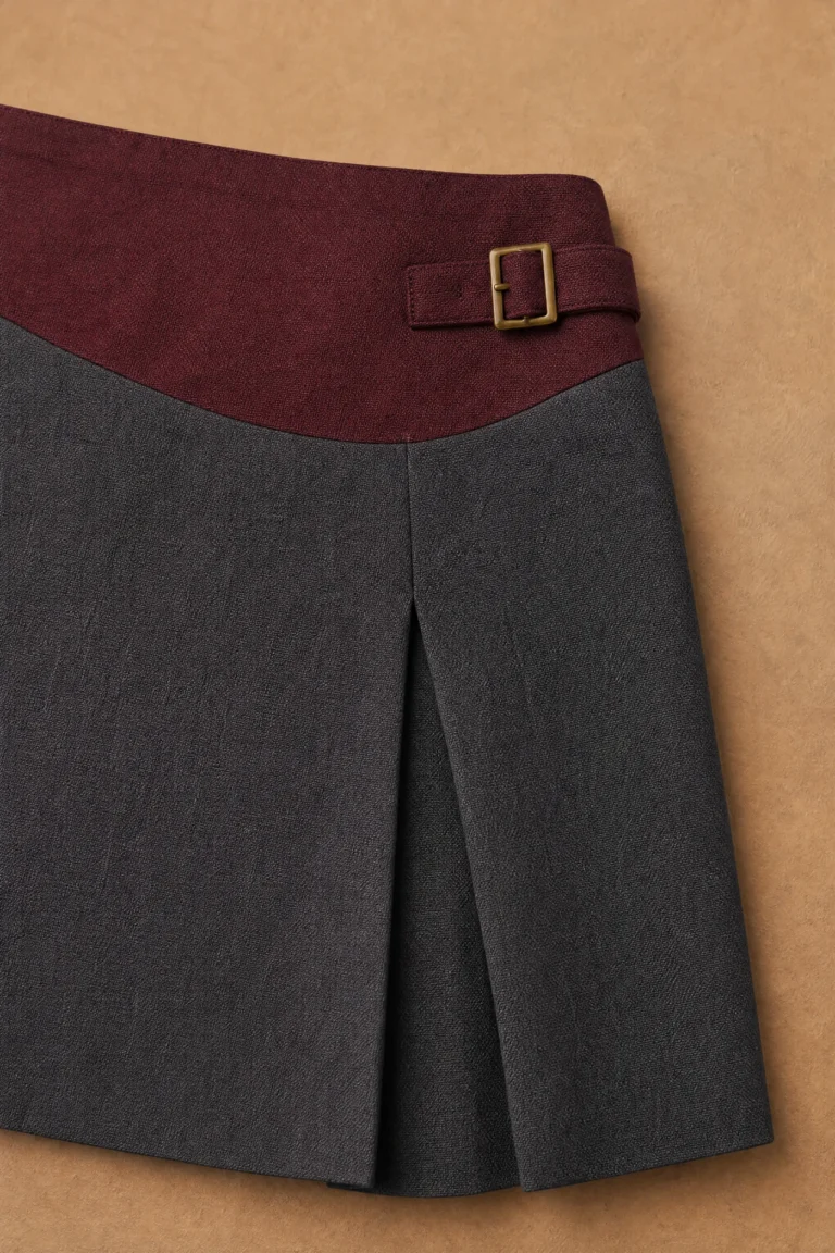 Afterdark Pleat Mini design detail